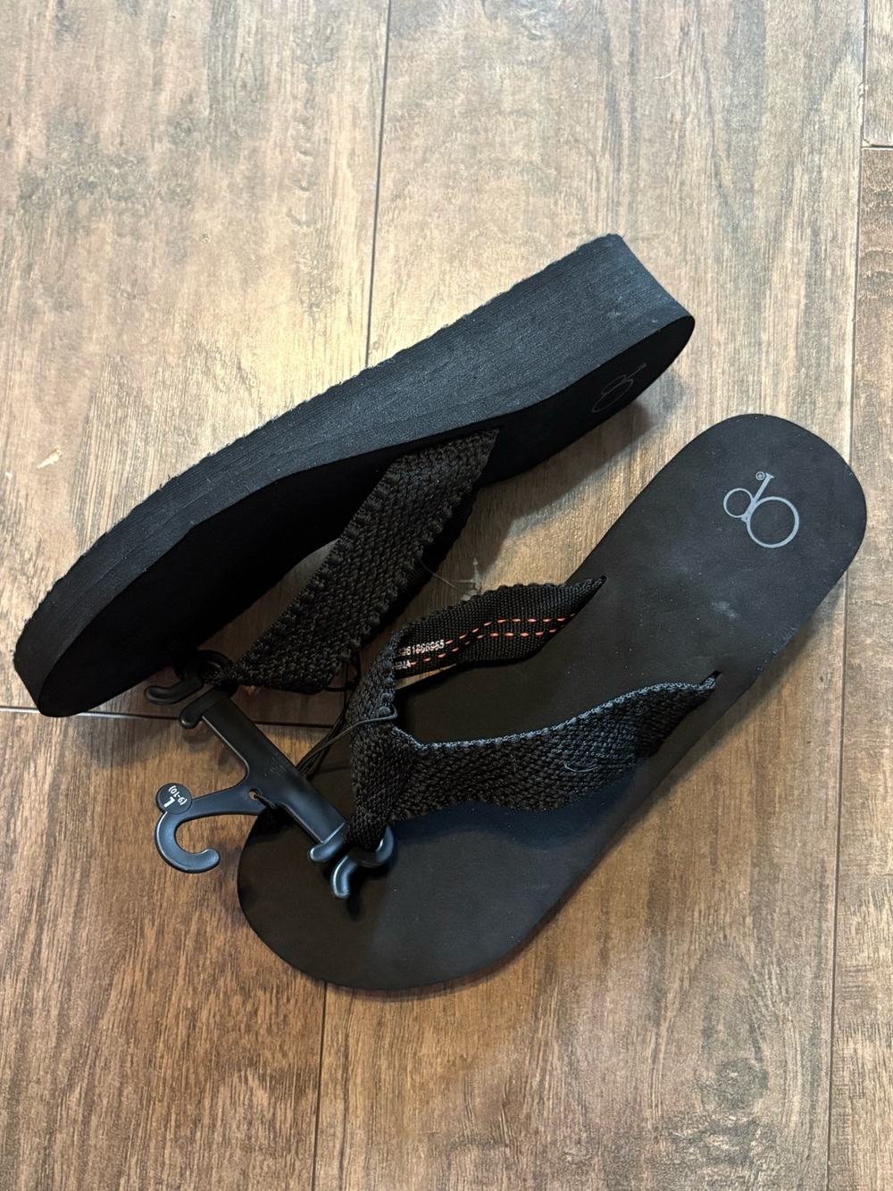 NEW Vintage OP Black Women's Wedge Flip Flop Sandals - Casual Comfort